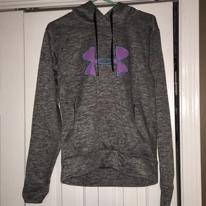 Under armour sweatshirt